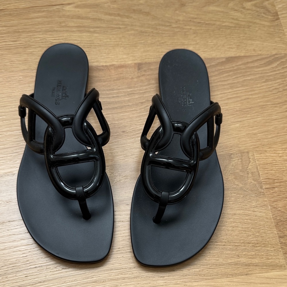 Hermes beach sandals